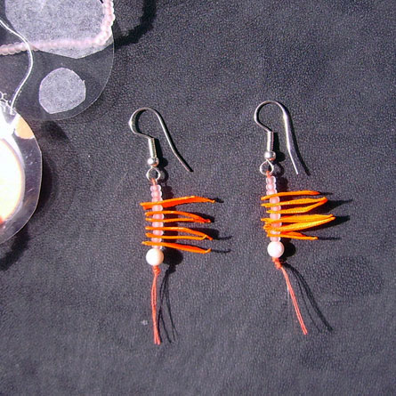 Boucles d'Oeilles Rubans Orange Fluo